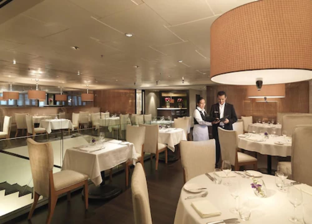 Micasa All Suite Hotel 22/44