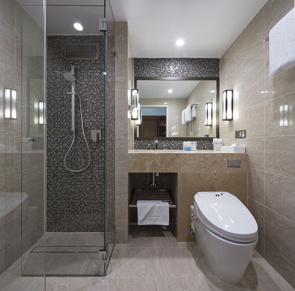 Royal on the Park Hotel and Suites 16/57