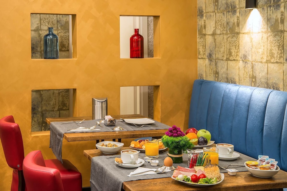 Navona Essence Hotel 54/67