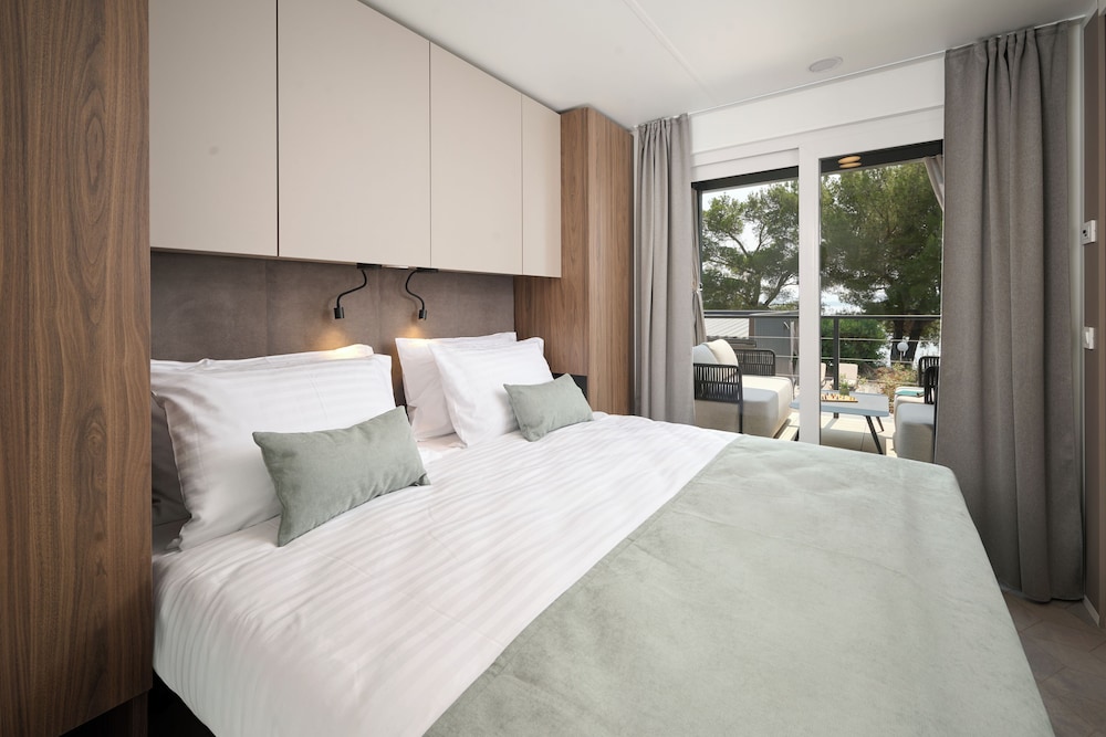 Aminess Style Camping Atea Glamping & Holiday Homes 24/72