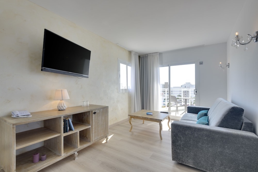 Cala Millor Garden Hotel - Adults Only 49/64