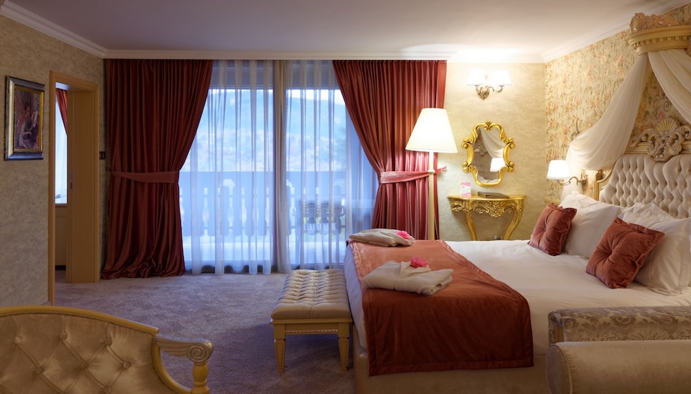 Spa Hotel Rich 10/50