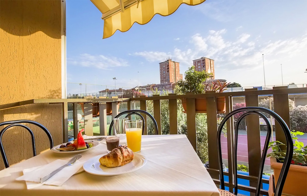 Hotel Residence Ulivi E Palme 52/71