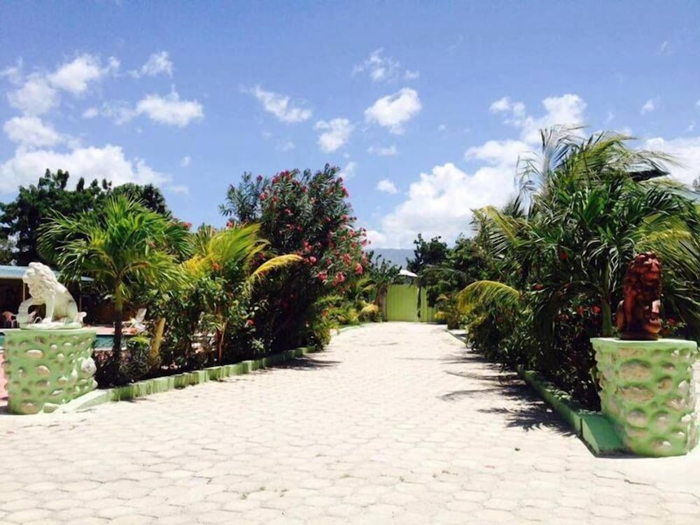 La Cayenna Hôtel Et Restaurant 24/39