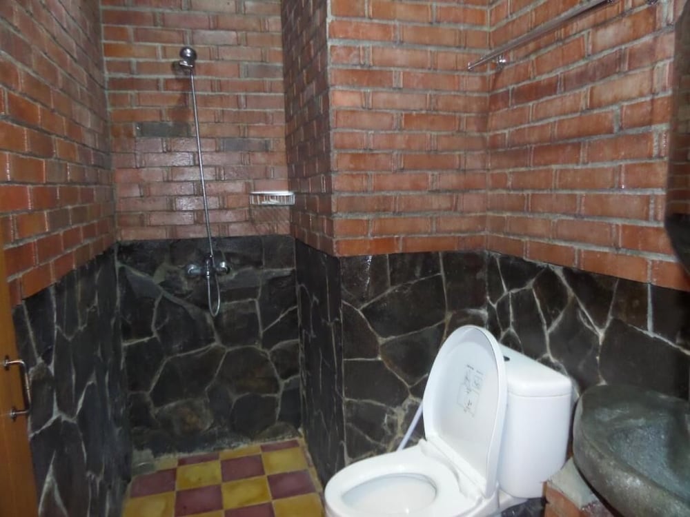 Jacatra Homestay 20/20