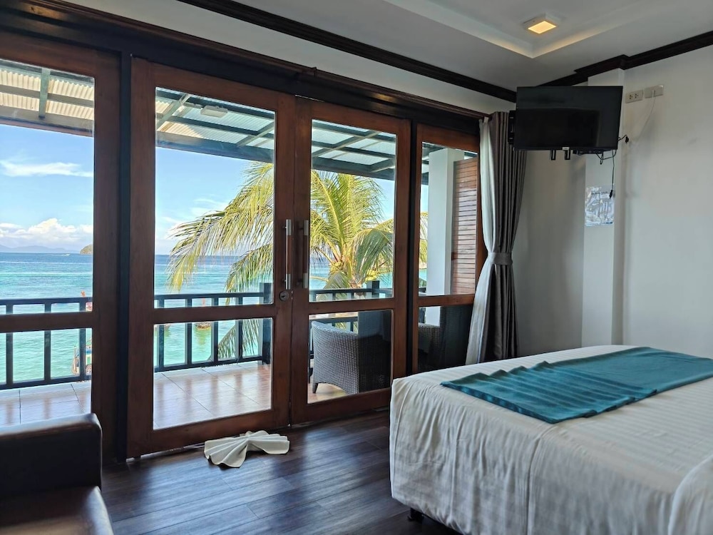 Deluxe, Double Bed, Ocean View