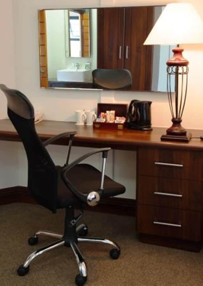 Splendid Inn Pinetown Ex Premier Hotel Pinetown 26/28