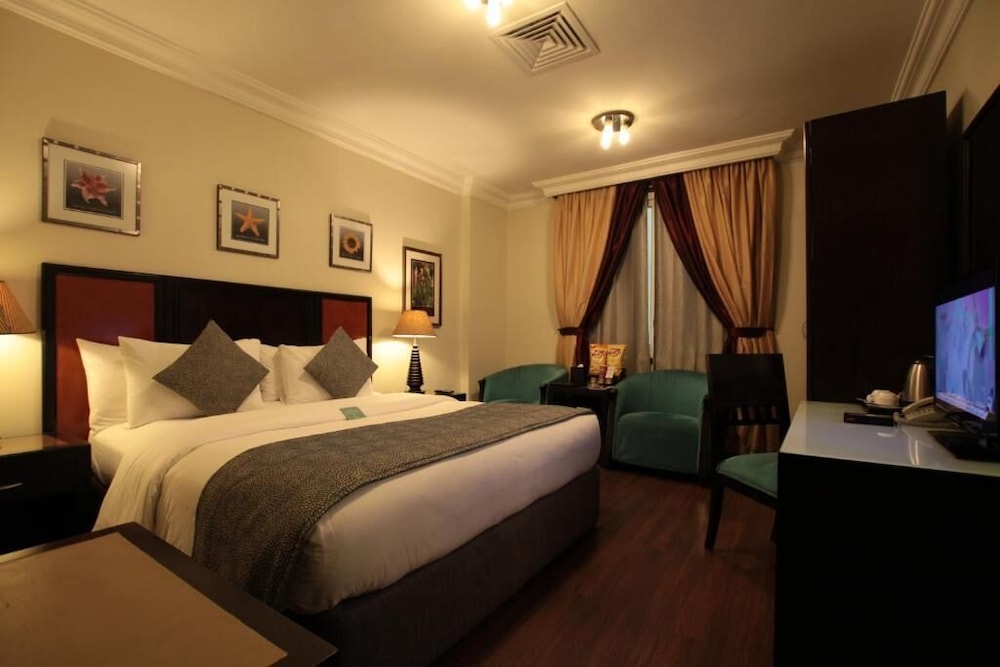 فندق بودل السالمية(Boudl Salmiya Hotel) 12/50