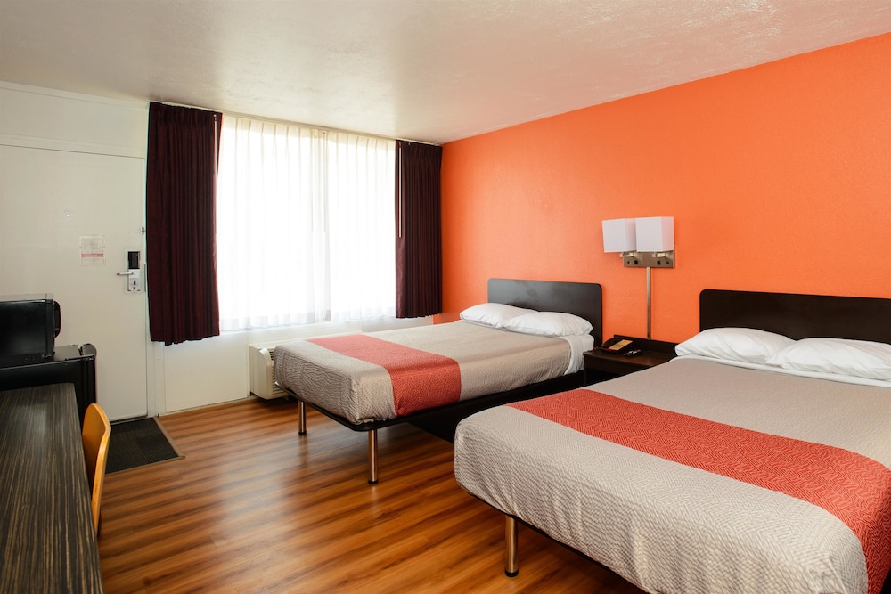 Motel6 Mount Jackson, VA - Shenandoah 34/56