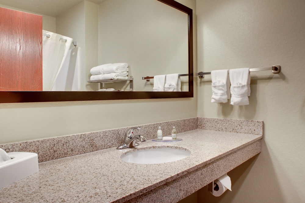SureStay by Best Western Salem 54/56