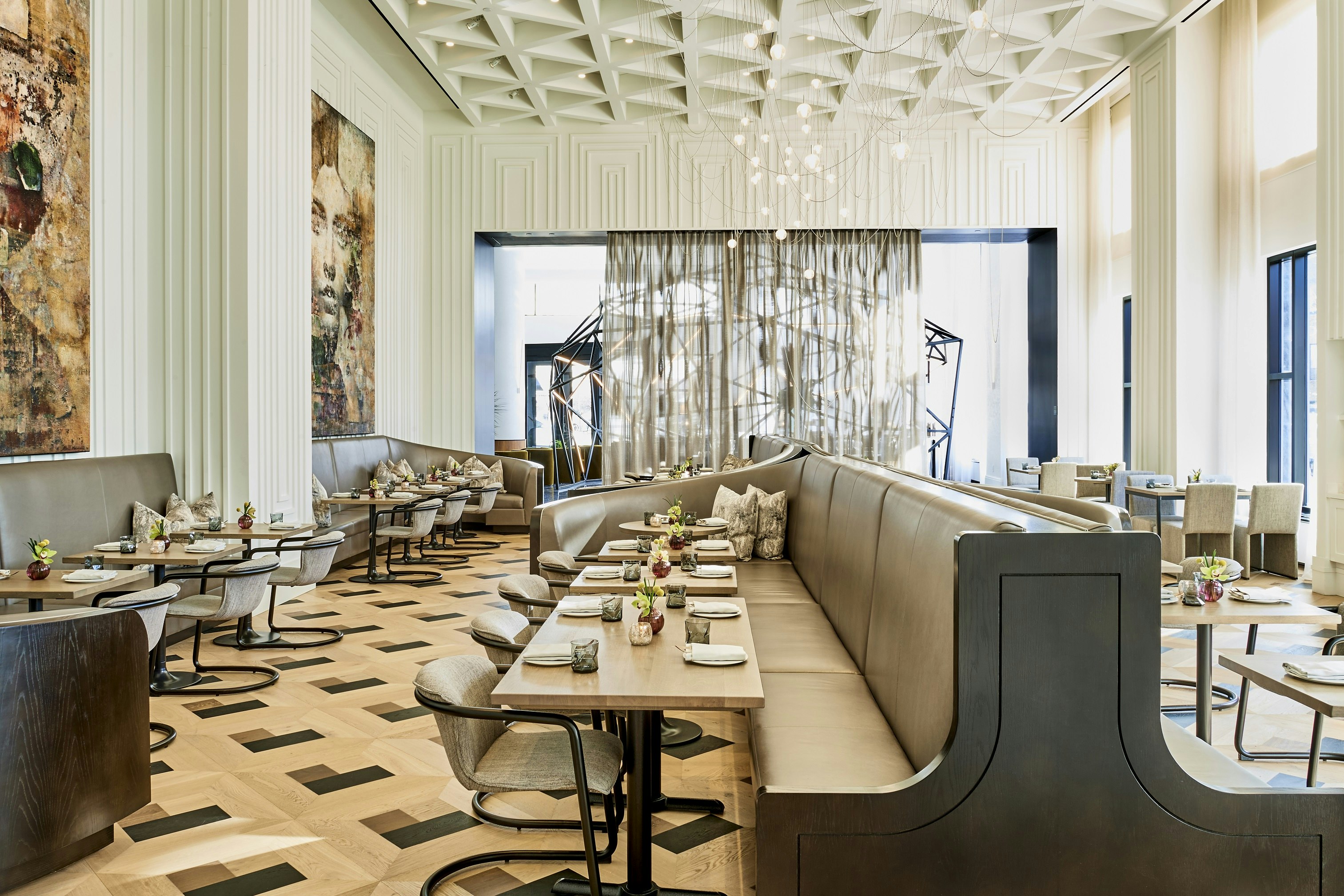 Daxton Hotel Birmingham, Curio Collection by Hilton 14/17