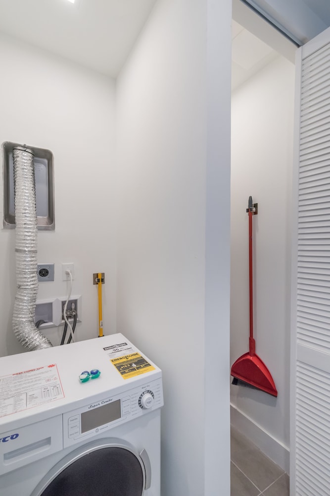 Vhc Luxury Apartments 67/67