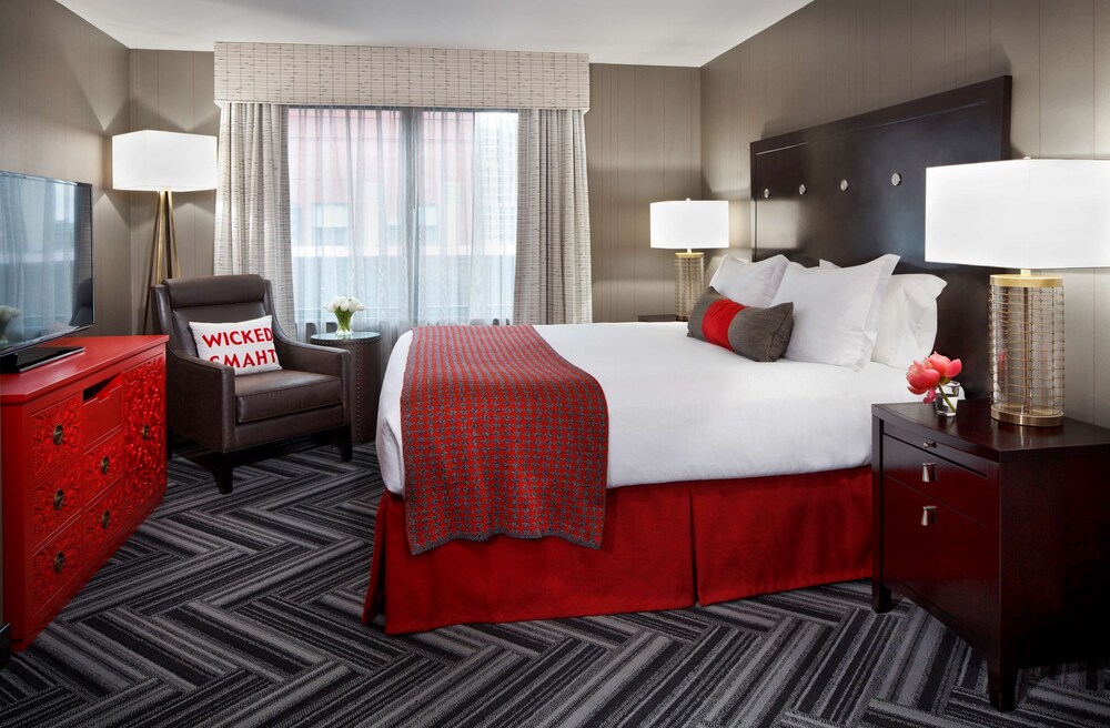 Pennyweight Hotel Boston, Curio Collection by Hilton 7/31