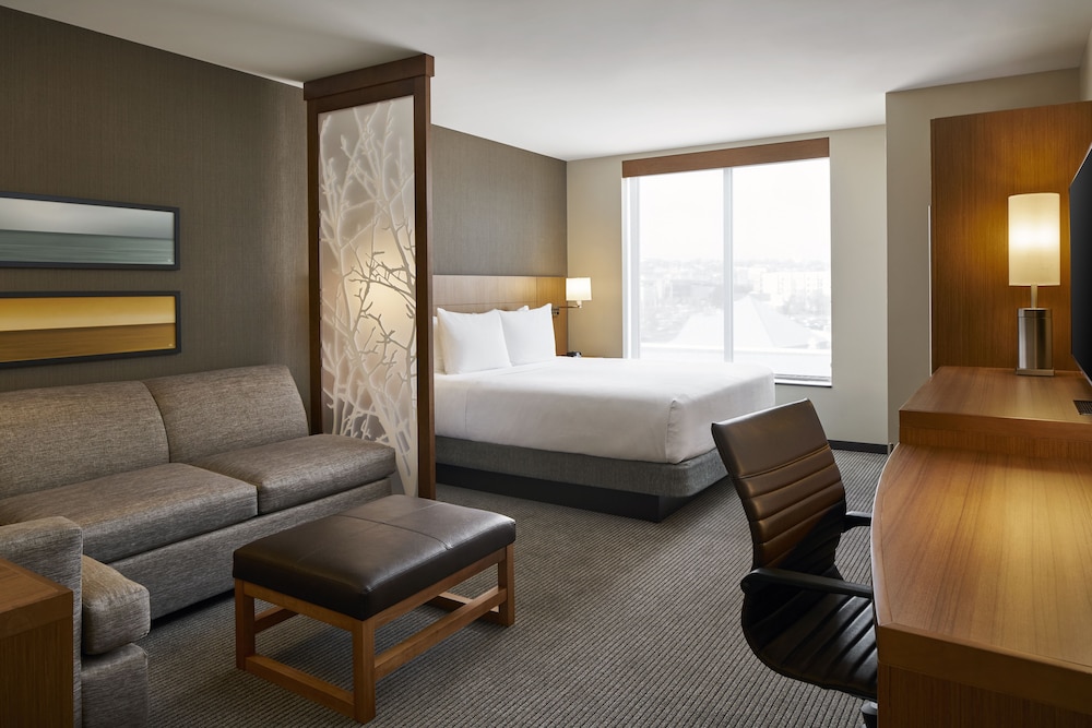 Hyatt Place Wilmington Riverfront 21/66
