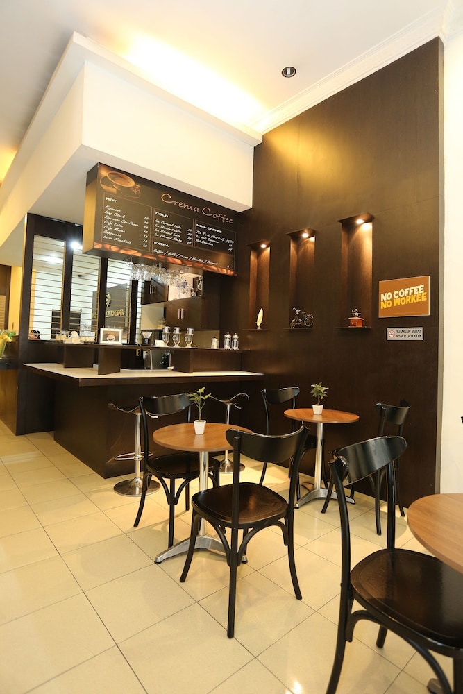Wisma Sederhana Budget Hotel 33/35