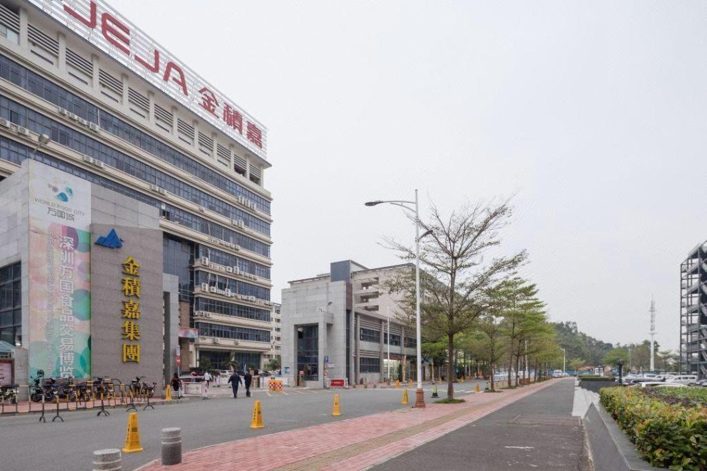 Vienna Hotel (Shenzhen Shanglilang Metro Station) 49/60