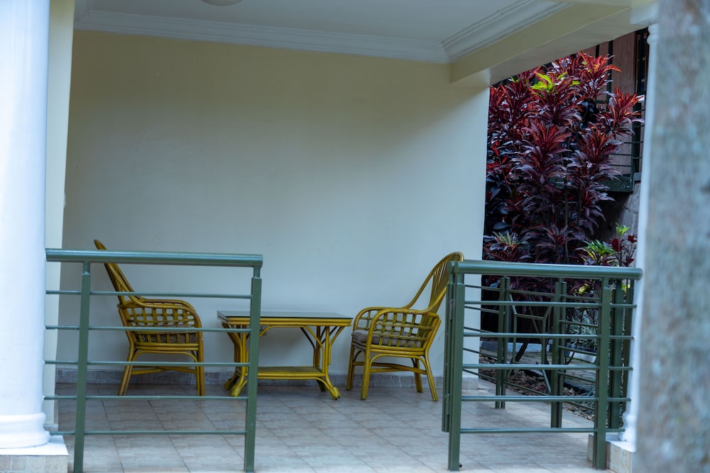 The Country Inn Hotel 41/50