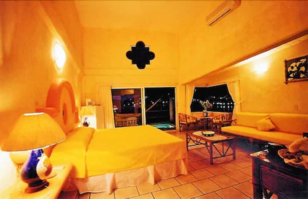 Casa Sun And Moon Hotel 35/80