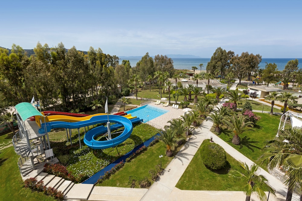 Richmond Ephesus Resort 54/63