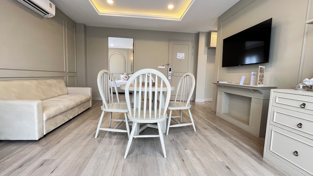 Eurana Boutique Hotel 77/87