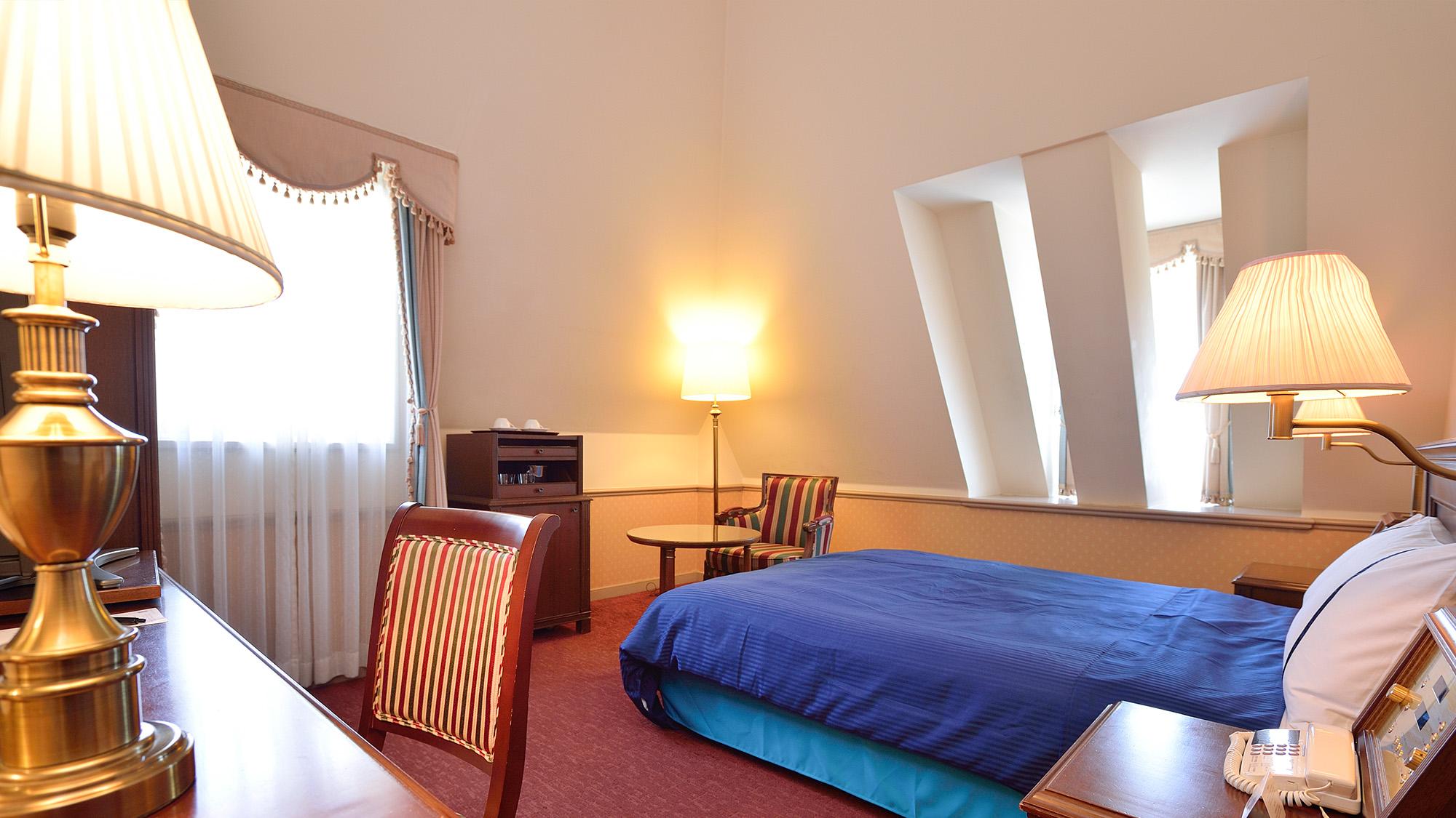 Semi Room, Loft, Standard, Semi Double Bed
