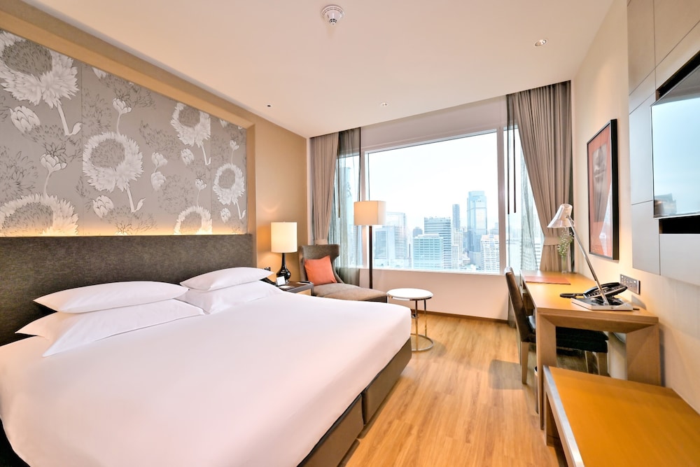 SKY, SUPERIOR, EXECUTIVE, LOUNGE ACCESS