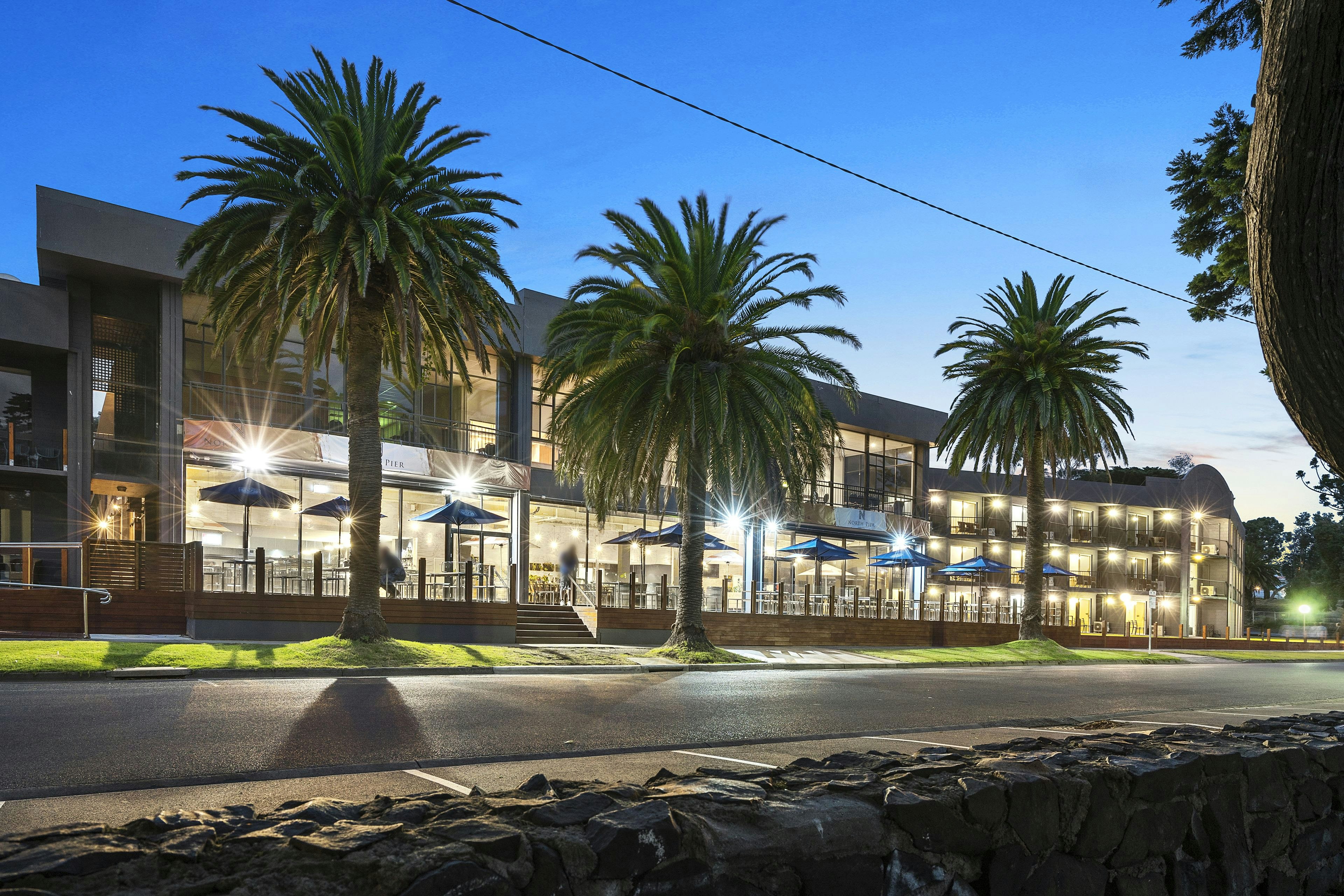 North Pier Hotel Formerly the Continental Hotel 51/54
