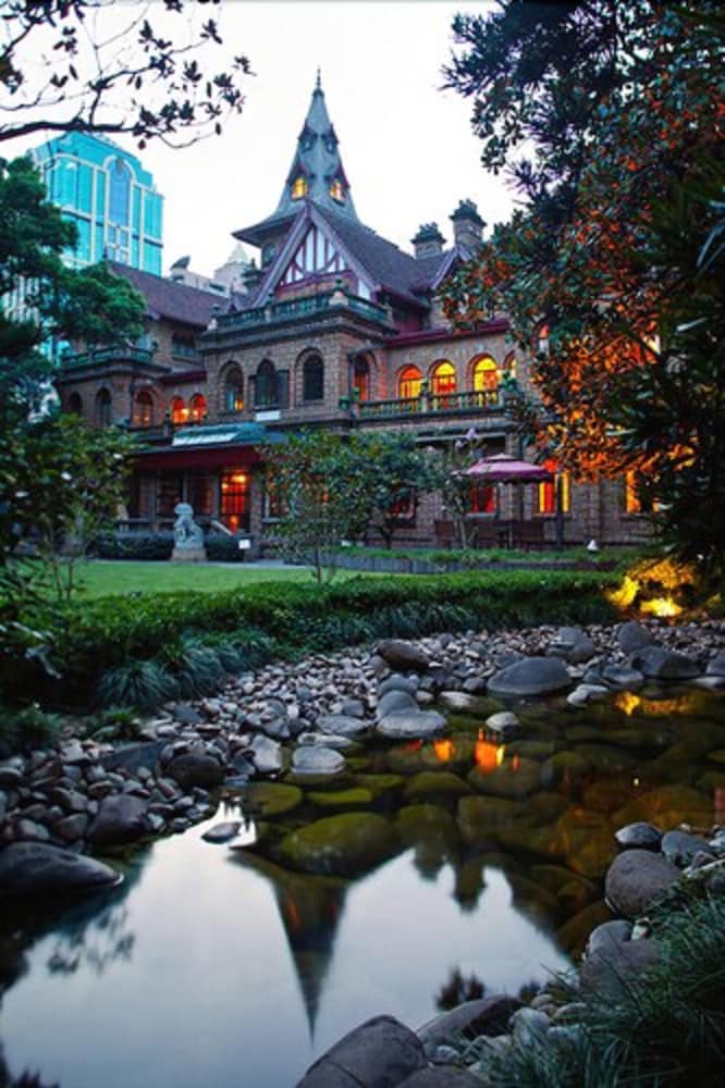 Heng Shan Moller Villa Hotel 46/50