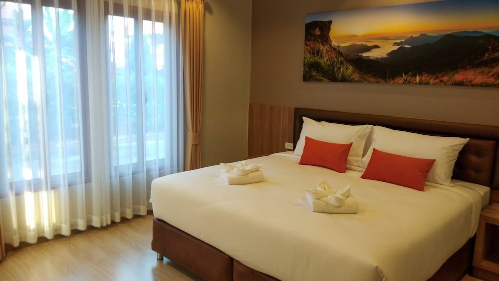 DELUXE, DOUBLE BED