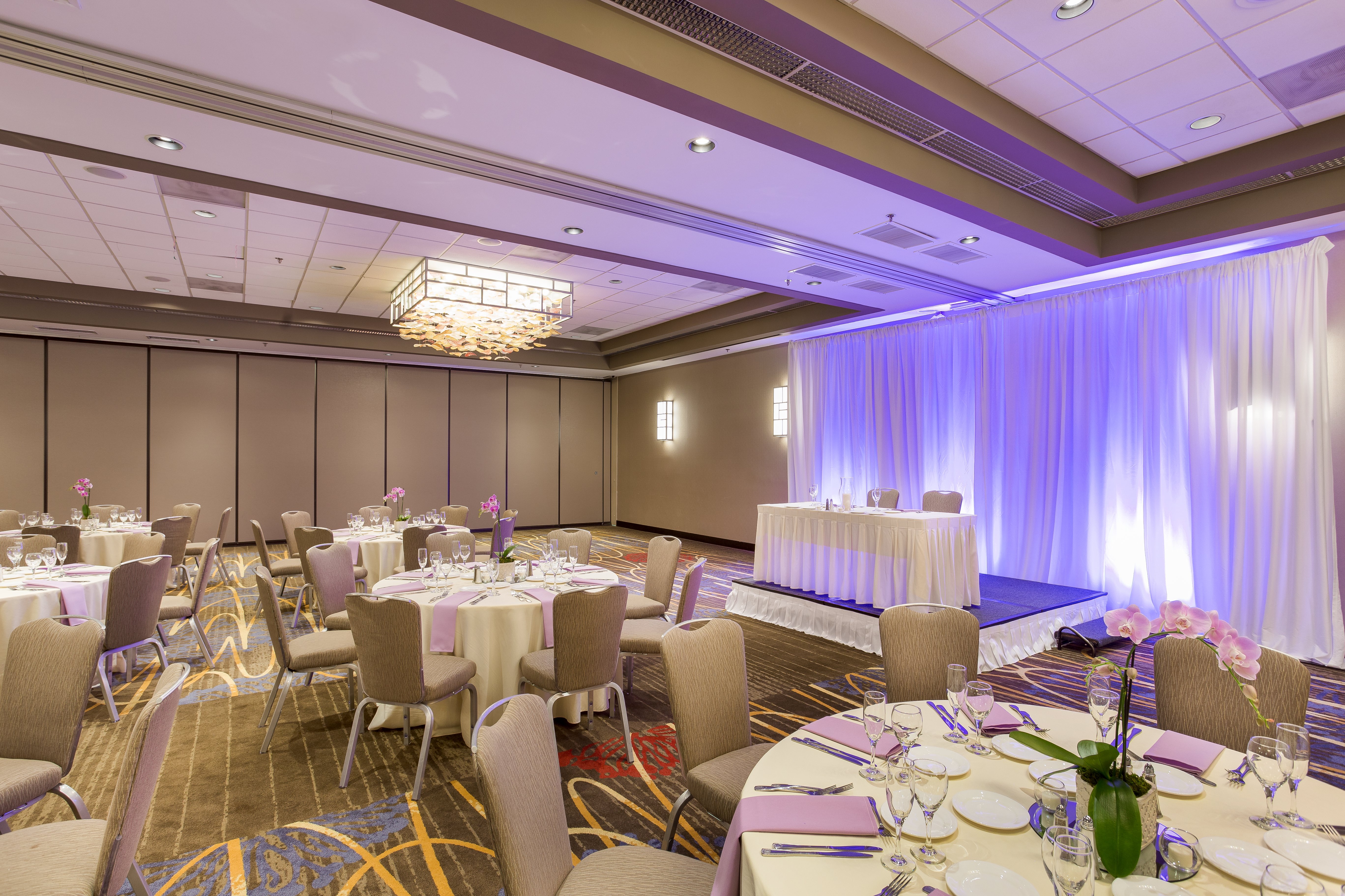 Crowne Plaza Foster City San Mateo 65/75