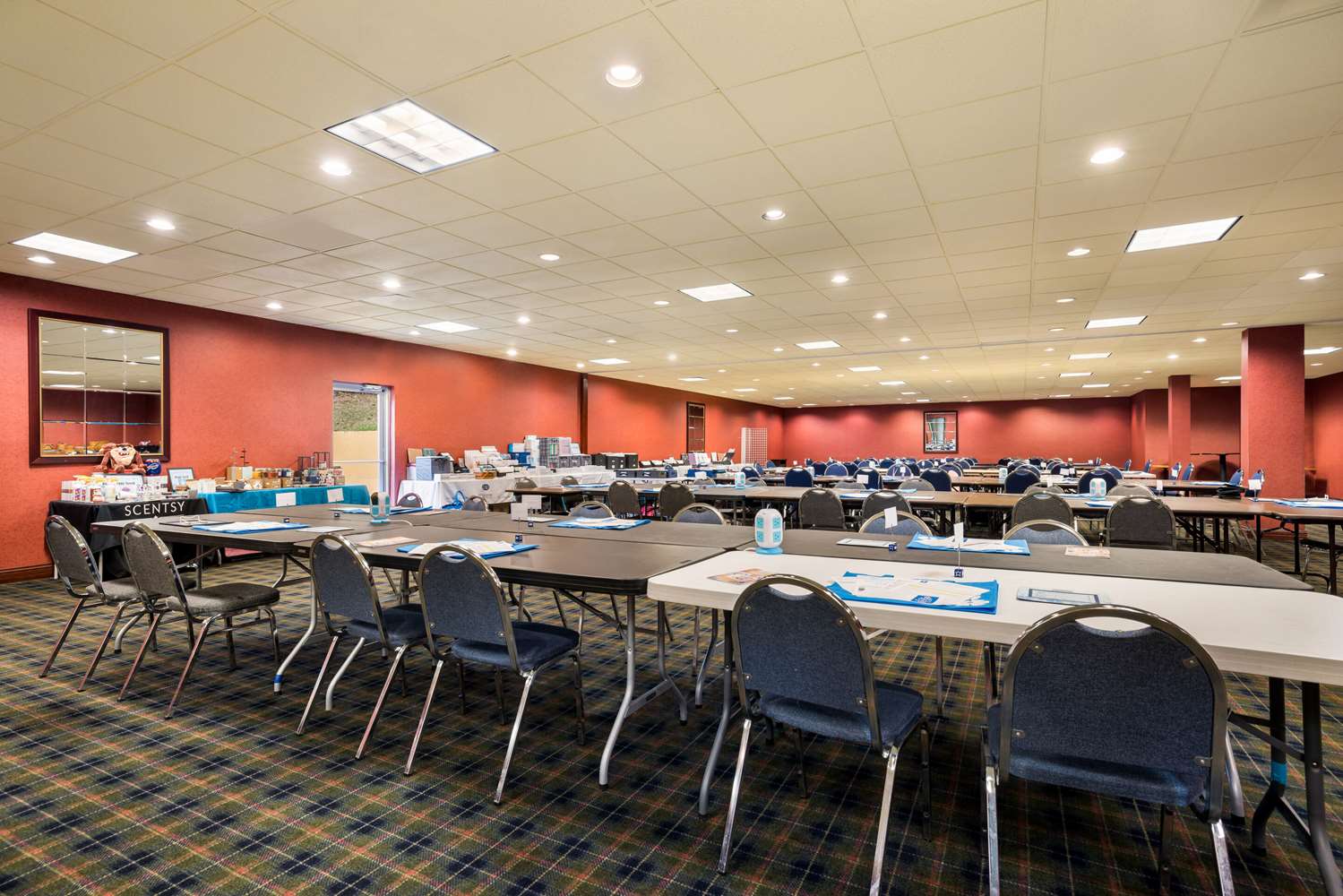 Quality Inn & Suites Syracuse Fairgrounds 17/27