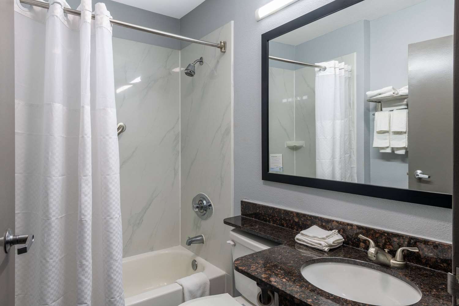 Microtel Inn & Suites by Wyndham Duncan/Spartanburg 16/19