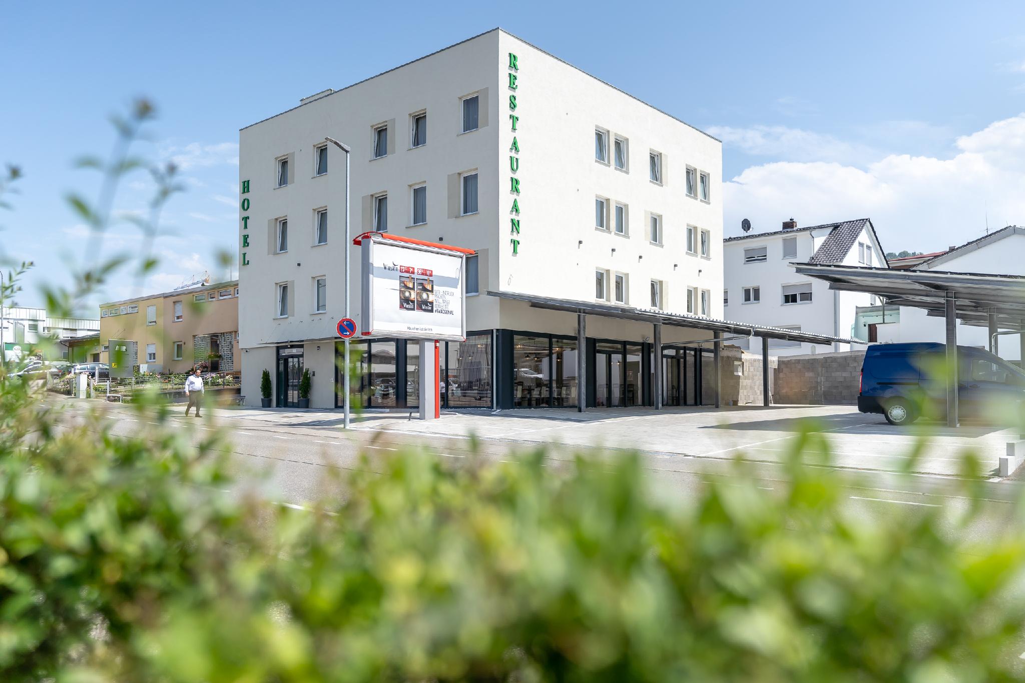 Hotel In Laisen 1/24