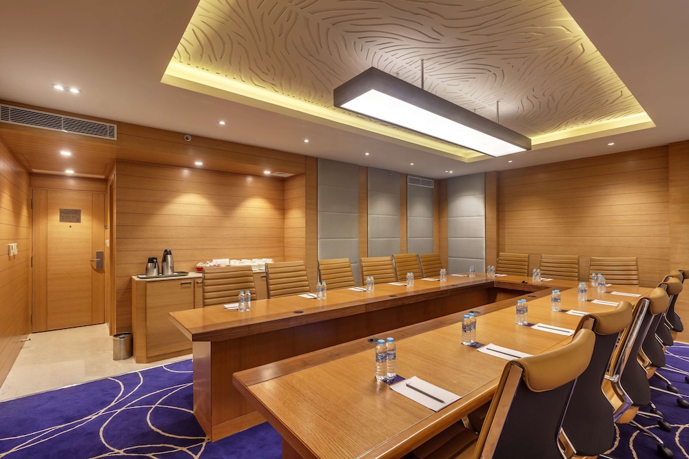 Golden Tulip New Delhi - Hari Nagar 33/38
