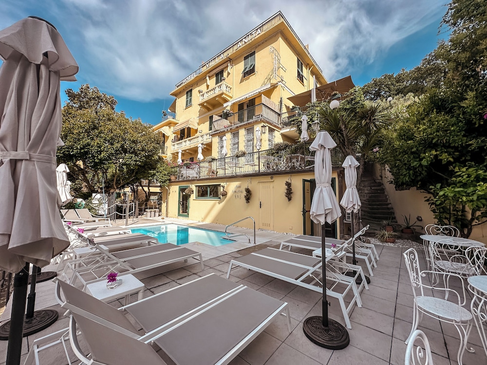 Hotel Villa Anita 35/50