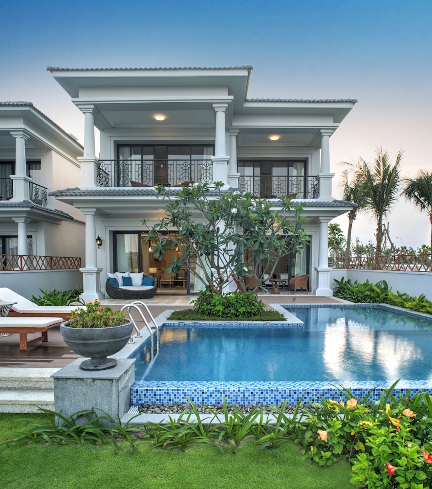 Melia Vinpearl Cam Ranh Beach Resort 5/74