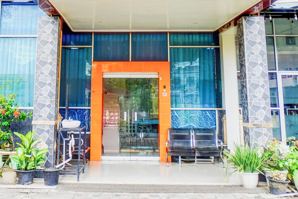 Collection O Darussalam Near Universitas Syiah Kuala Formerly Meurah Mulia in BANDA ACEH