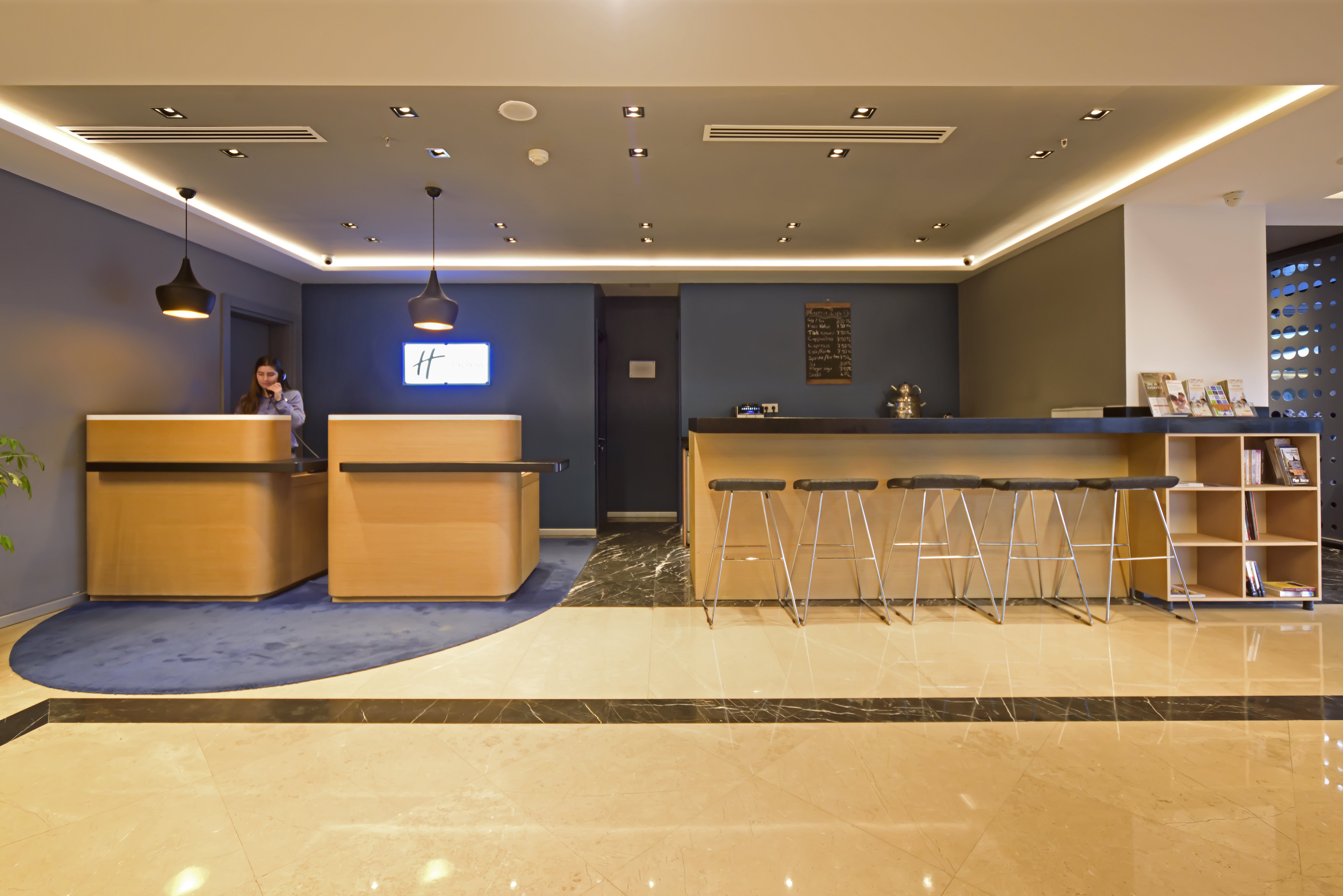 Holiday Inn Express Istanbul - Altunizade 7/42