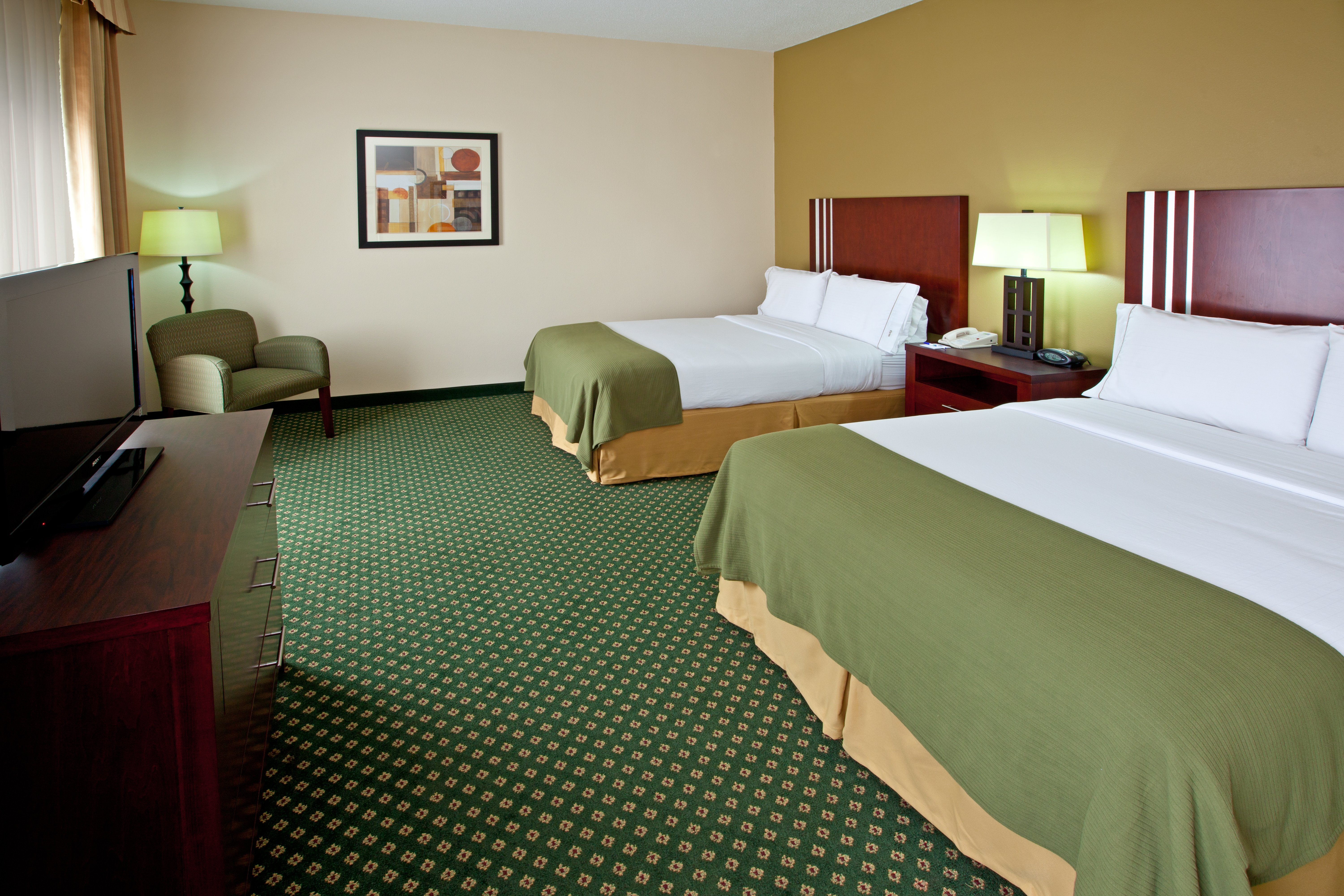 Holiday Inn Express Hotel Suites Indianapolis East 23/75