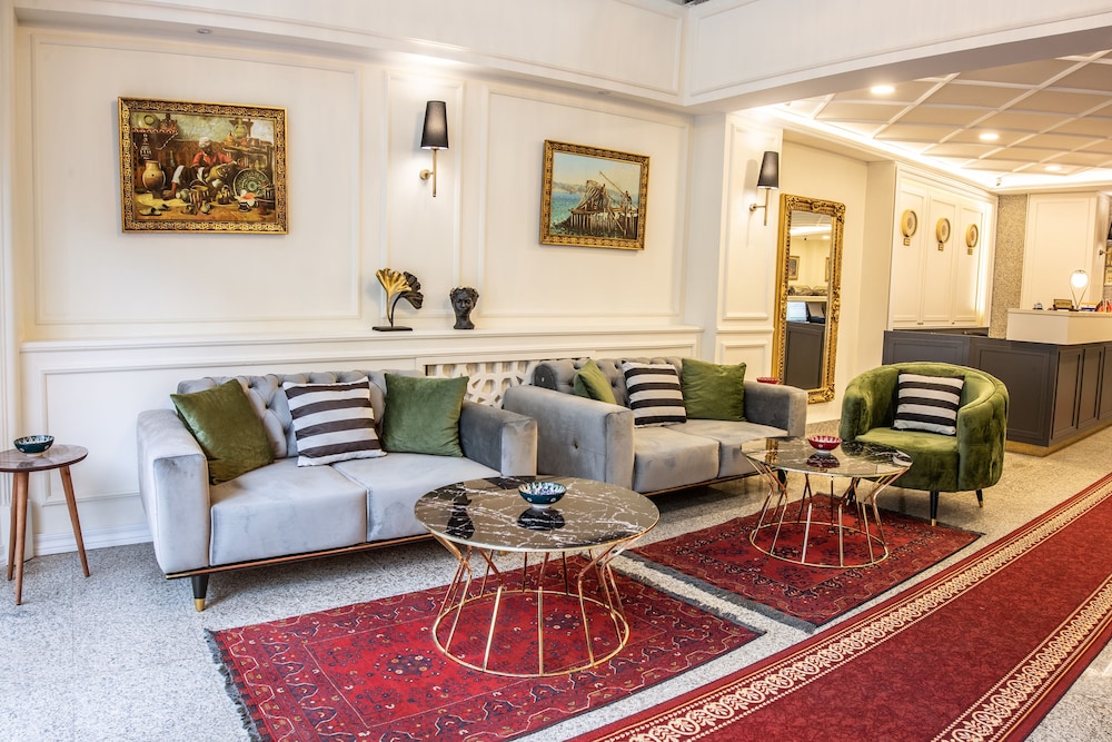Royal Bosphorus Hotel 28/34