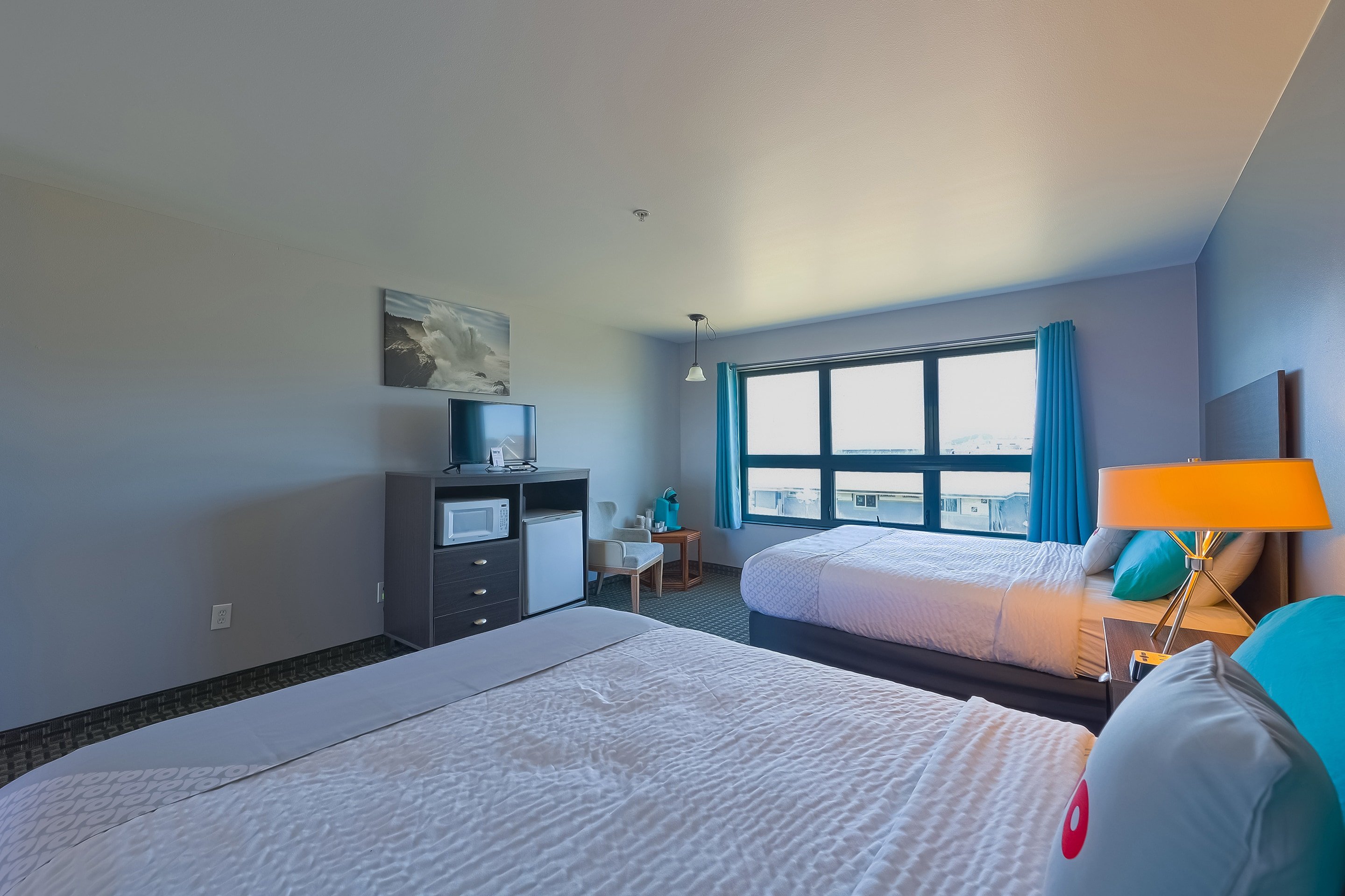 2 Queen Bed - Limited Ocean view