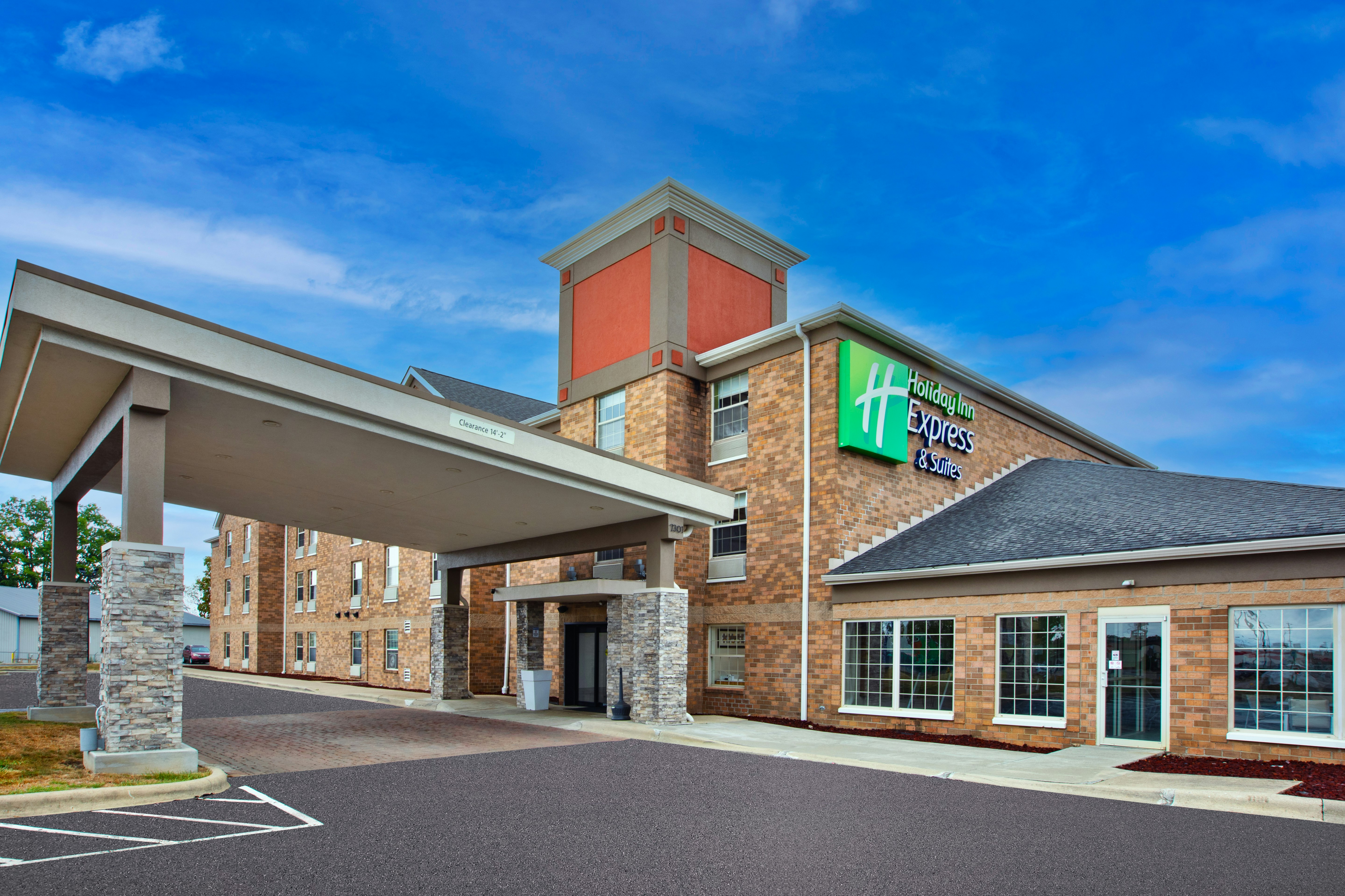 Holiday Inn Express Hotel Suites Sunbury Columbus Area 4/57