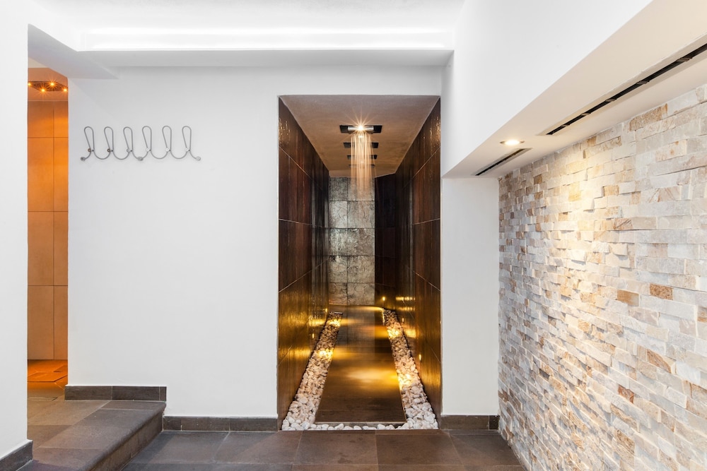 Piccolo Hotel Aurora 2/60