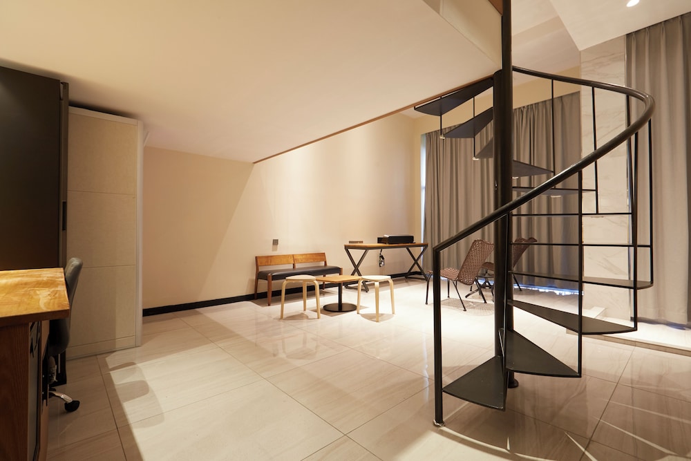 Allee Hotel 27/50