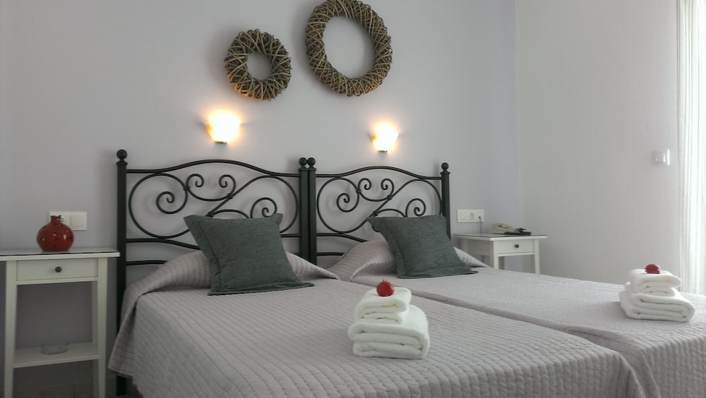 Hotel Cyclades 27/61