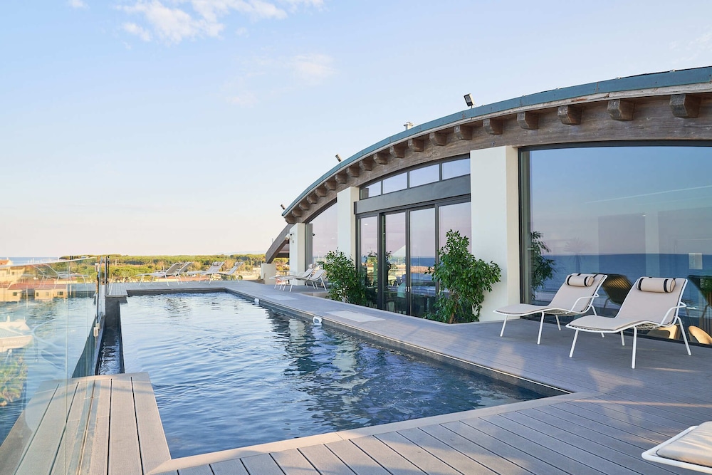 Palace Lido Hotel and Suites 18/33