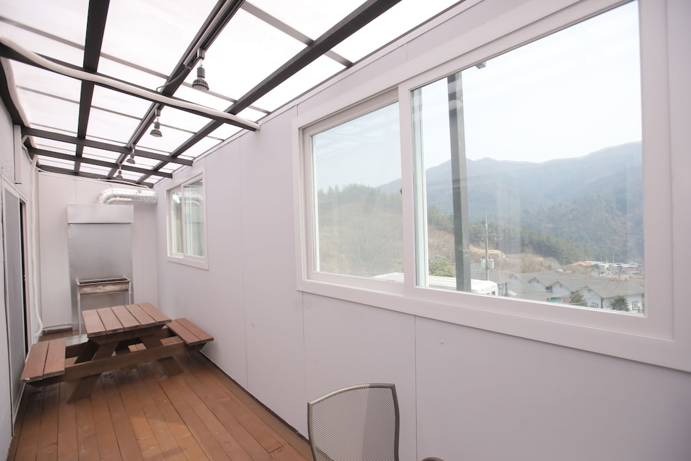 Gapyeong Blossom Pension 15/46