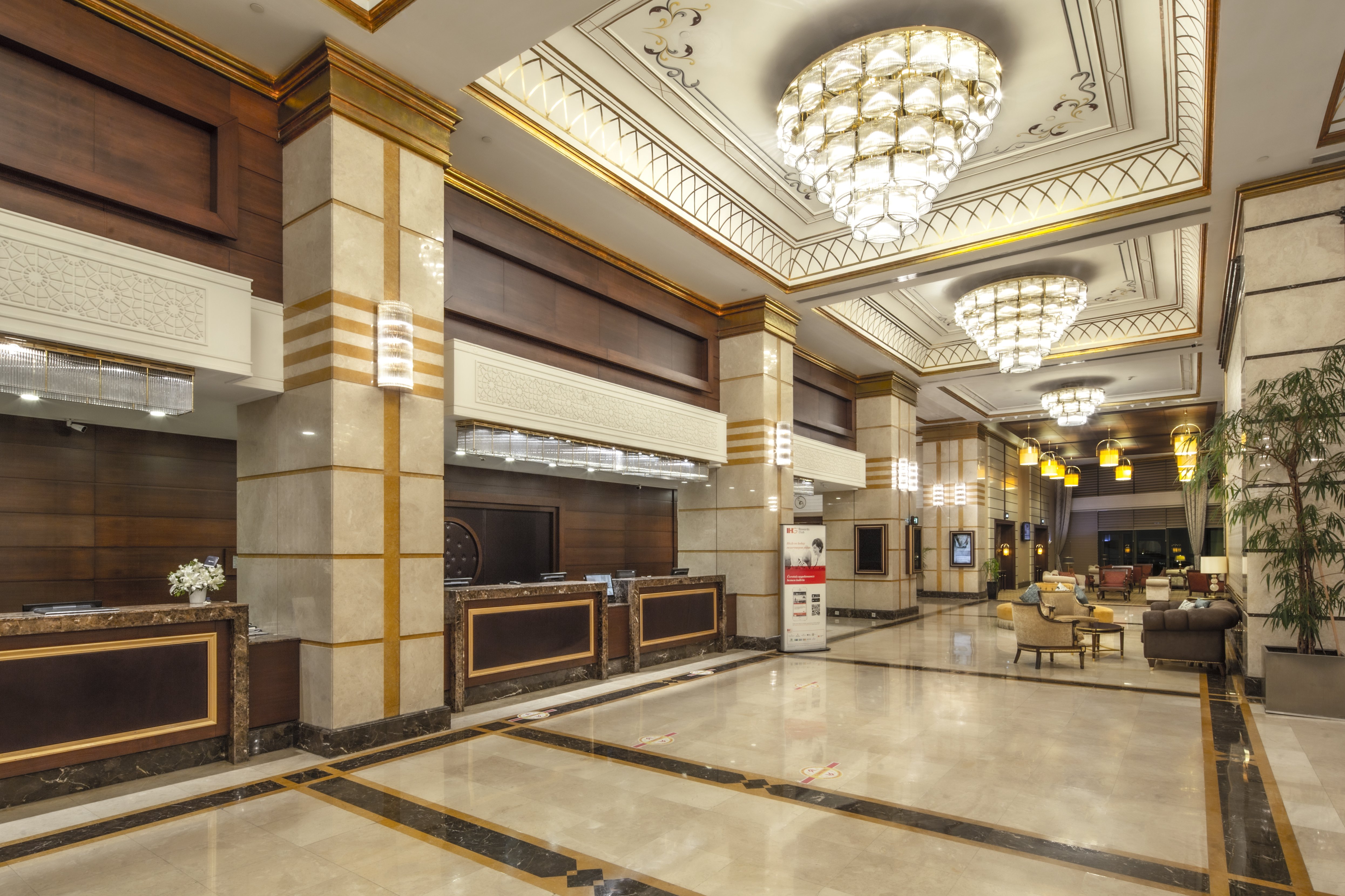 Crowne Plaza Istanbul Asia 19/83