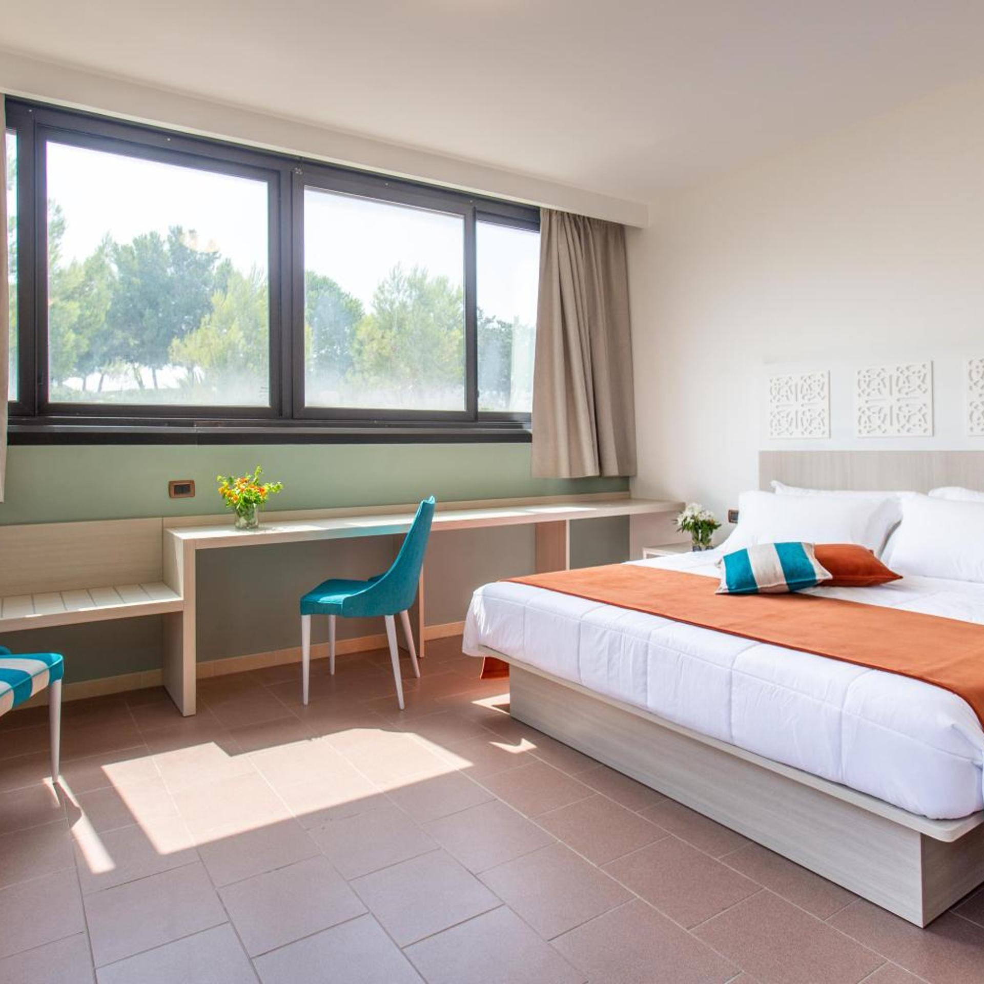 Room, Double Bed