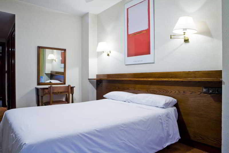 Room, Single
